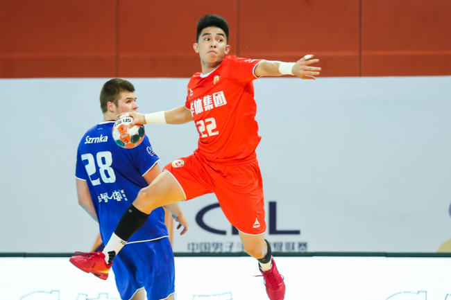 一触即发，困难赛程考验球员才华！的简单介绍